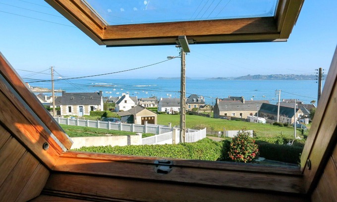 Tredrez-Locquemeau House | Stunning private villa for 4 people with terrace and parking