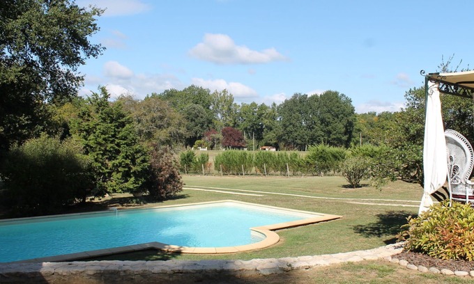 Prats-de-Carlux House | Stunning private villa for 6 people with WIFI, private pool, TV, terrace and parking