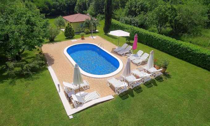 Marceljani House | Stunning private villa for 2 guests with A/C, WIFI, pool, TV and terrace