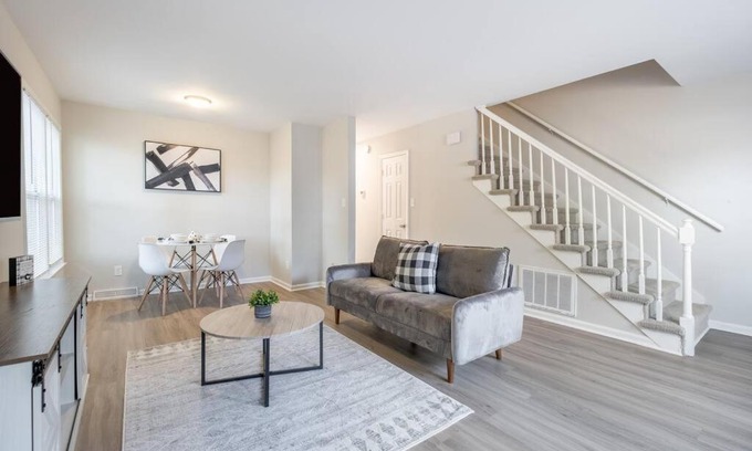 Cotswold House | Stunning SouthPark/Cotswold Home