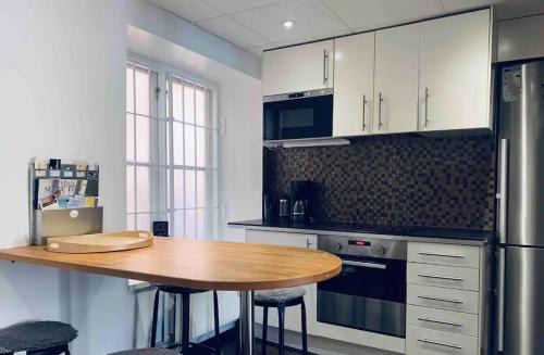 Gamla Stan Apartment | Stunning Studio Old Town