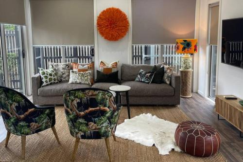 Melbourne House | Stunning Townhouse - 12 min CBD