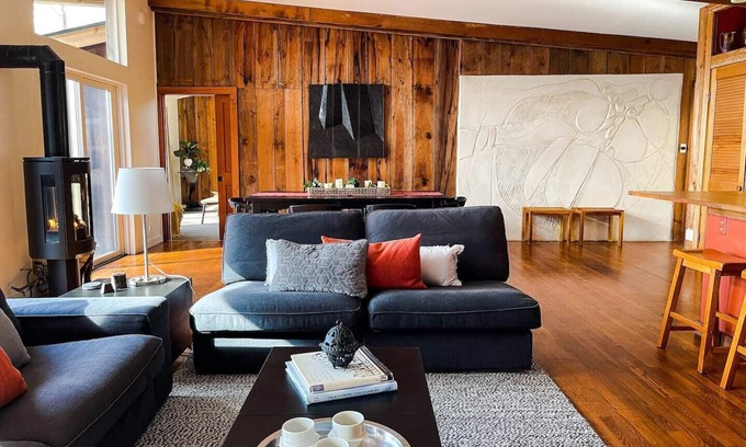 Bakersville Cabin | Stunning Views: 2 King Suites+Fire Pit+Fast Fiber Optic Internet