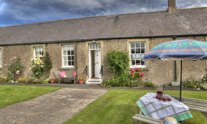Belford Cottage | Stunning views over open farmland with sheep outside your window