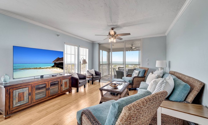 Palm Island Villa | Stunning Villa with spectacular views in an amazing location B1813A+*