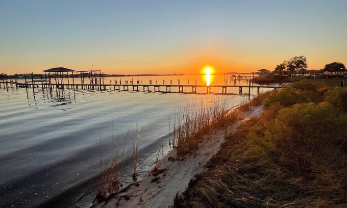 Innerarity Grants Cottage | Stunning Waterfront View and Quiet Getaway on Intracoastal Waterway