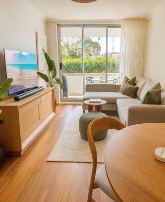 Bondi Apartment | Stylish and perfectly located Bondi Beach hideaway