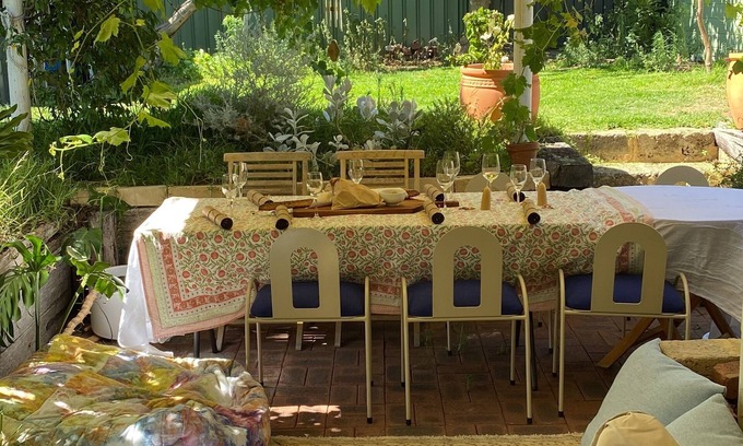 South Fremantle House | Stylish Beach Cottage in the heart of South Freo