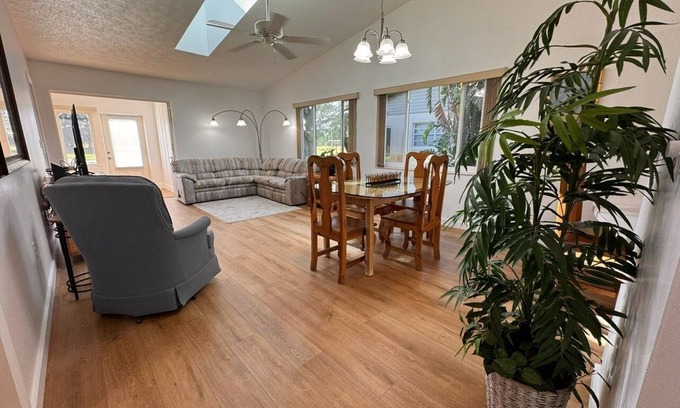 Lake Placid Villa | Stylish budget friendly retreat!
