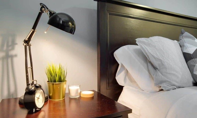 Eau Claire Apartment | Stylish City Center Apt | Free WiFi & Parking