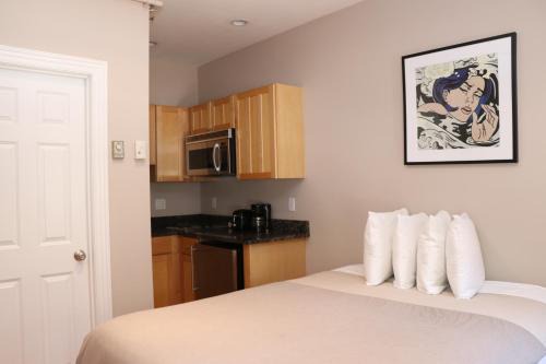 Columbus Apartment | Stylish Downtown Studio in the South End, C. Ave #1