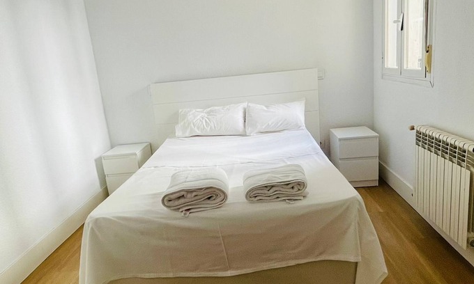 Malasana Apartment | stylish Flat in the heart of Madrid Gran Vía Perfect for Travelers