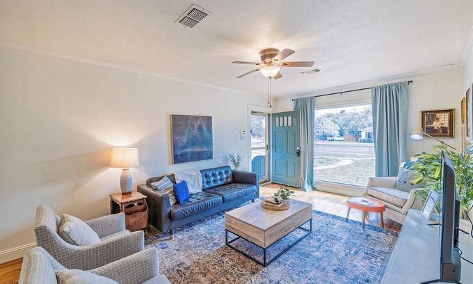 Tech Terrace House | Stylish Home Near Texas Tech Large Patio + Yard