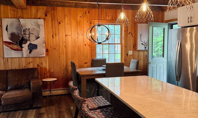 Beaver Cove Cabin | Stylish Lakeside Cabin on Moosehead Lake Renovated Interior Sleeps 8-10