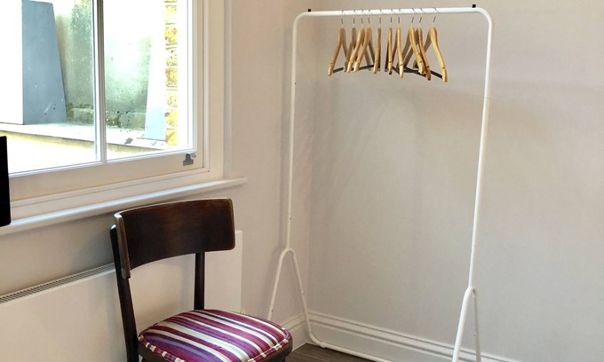 Warwick Apartment | Stylish Maisonette and studio in Victoria