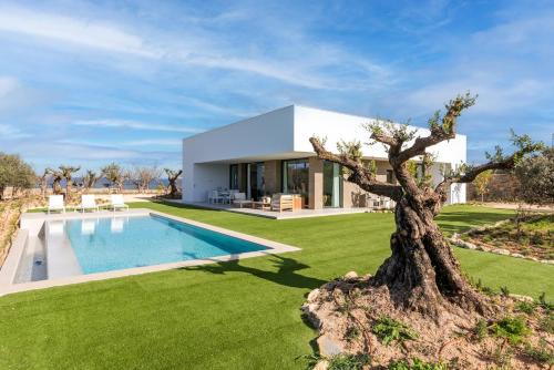 Antequera Villa | Stylish Rural House Golf Course
