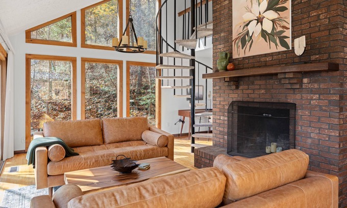Haw Creek Cabin | Stylish, secluded cabin minutes from the Biltmore and downtown