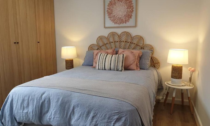Saint Kilda South Apartment | Stylish St. Kilda Apartment