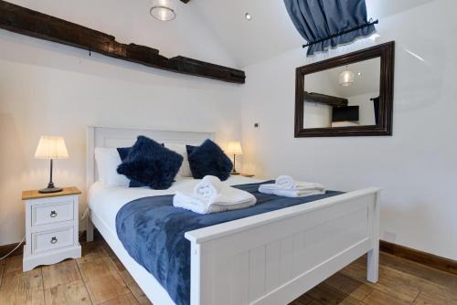 Ufford Apartment | Stylish Stay for Work and Leisure - Free Parking and Walk to Stamford