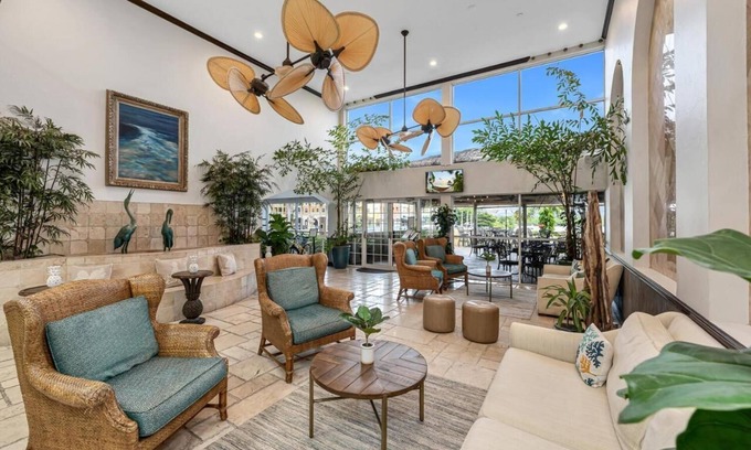 Redevelopment Area Resort | Stylish Stay near Tin City! 2 Bay View Accommodations! Heated Outdoor Pool!