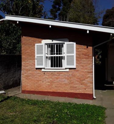 Fracalanza House | Suíte bem localizada.