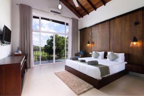 Nuwaragam Palatha Central Hotel | Subaseth Villa