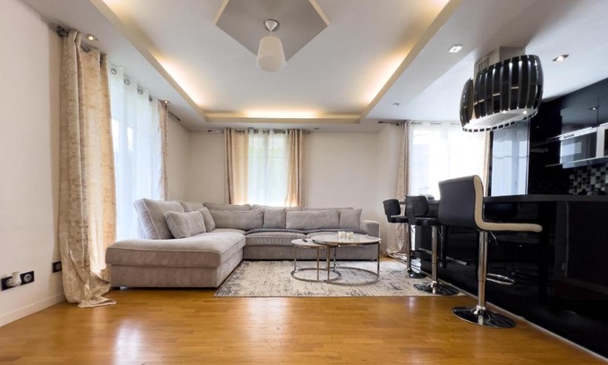 Le-Plessis-Trevise Apartment | Sublime logement entre Paris et Disney - Le Milhan