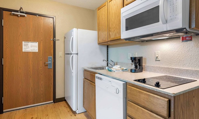 South Bend Hotel | Suburban Studios South Bend
