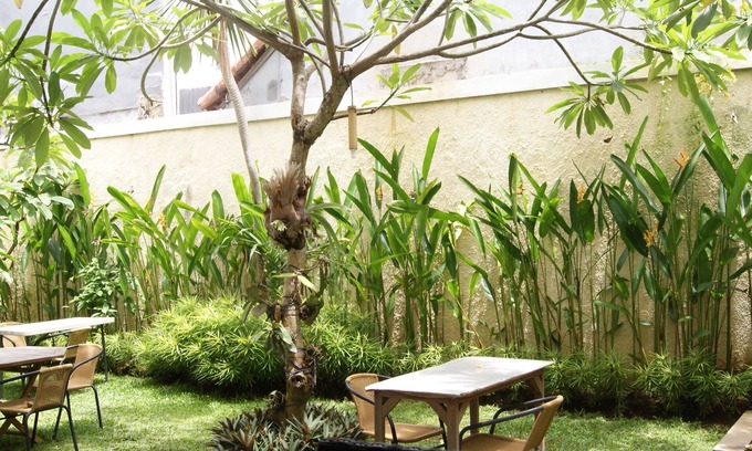 Sidakarya Bed & Breakfast | Sugiras Living