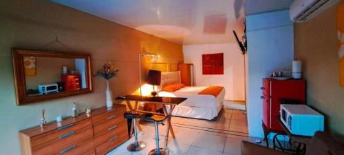 San Miguel House | Suite 607 Ciudad jardín San Miguel A