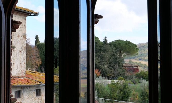 Pieve di Panzano Apartment | Suite Conca d'Oro Panzano in Chianti with pool access from Hotel Villa Le Barone