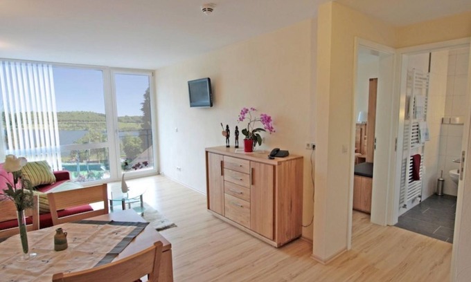 Schalkenmehren Apartment | Suite/Family room "Uhu" 38-50sqm - Hotel Schneider am Maar