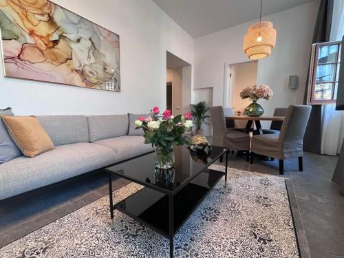 Old Town Apartment | Suite Nr 3 - J26 LUXURY APARTHOTEL, Jauniela 26 Old Riga - Great View & Top Location - 2 Bedrooms - 80 m2