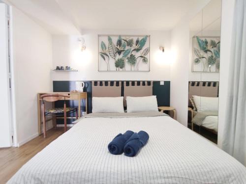 Calvaire Saint-Pierre House | Suite parentale indépendante - quartier calme en ville