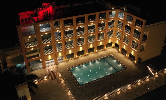 Mandalgarh Hotel | Sumergarh Resorts