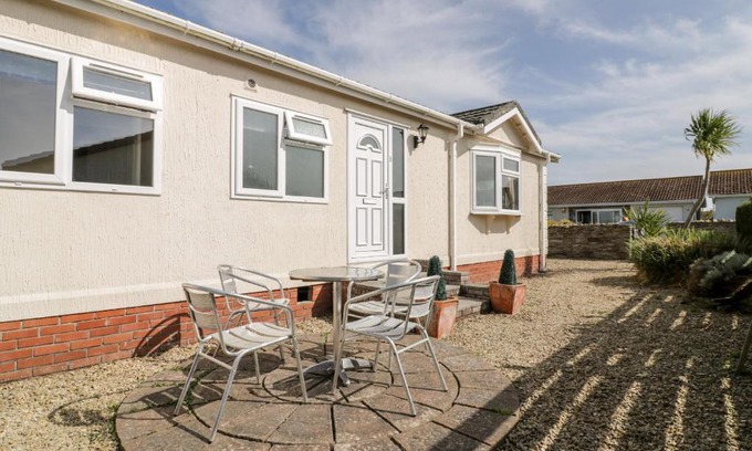 Padstow House | Summer Breeze