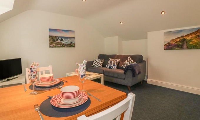 Crantock Apartment | Summer Breezes