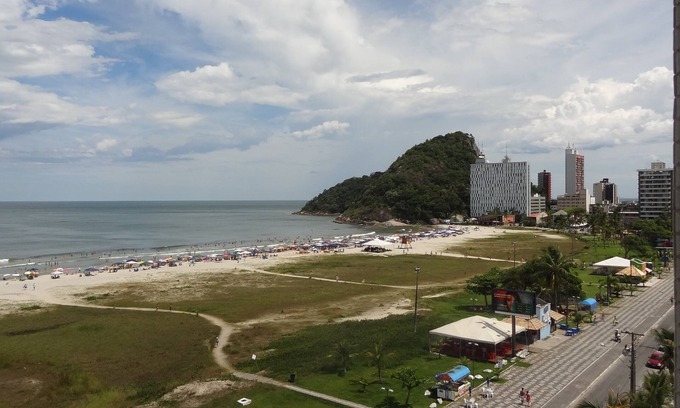 Matinhos Apartment | Summer in the best apartment in Caioba!