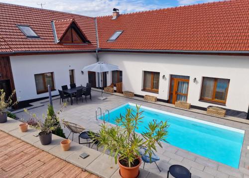 Bavory Hotel | Summerhouse penzion Bavory