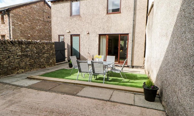 Kirkby Stephen House | Summerseat