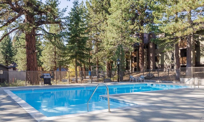 Mammoth Lakes Condo | Summit #257 Bldg. B