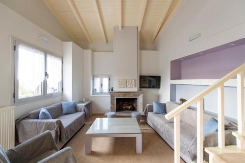 Kalavrita House | Summit Guest House