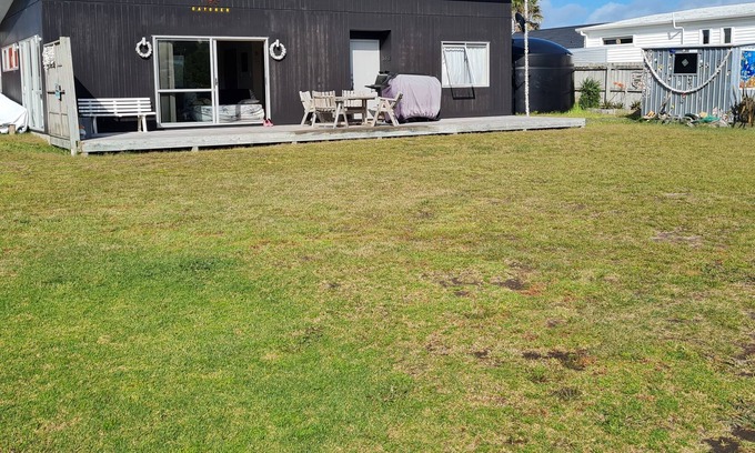 Mangawhai Heads Cottage | Sun Catcher - Mangawhai Heads Bach