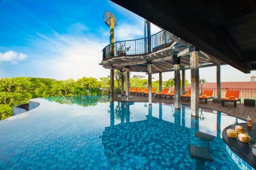 Legian City-Centre Hotel | Sun Island Hotel & Spa Legian