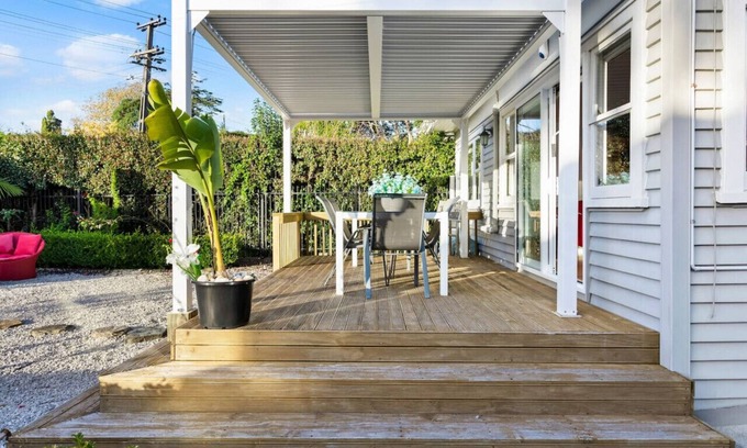 Mission Bay House | Sun Kissed Cottage with Patio and Parking