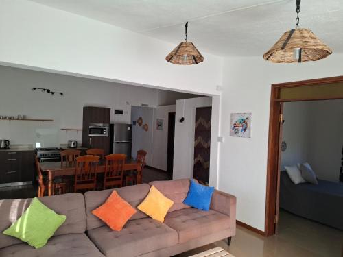 Tamarin Apartment | Sun Tonic