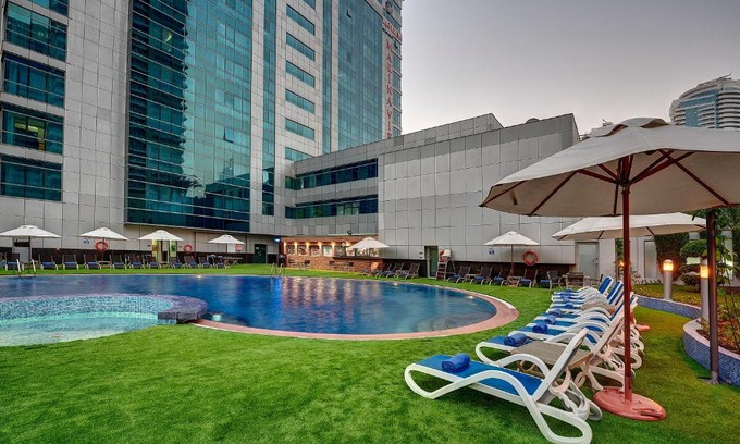 Dubai Marina Apartment | Sunday Marina View Hotel Apartments