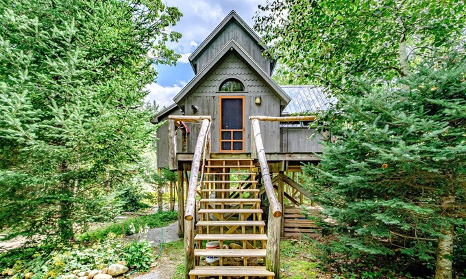 Newry House | Sunday River Treehouse Ski South Ridge or Jordan