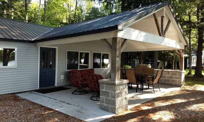 Posen Cottage | Sunken Lake Cottage, w/2 Kayaks, Paddle Boat and Canoe