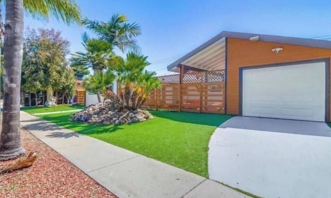 San Carlos House | Sunny Retreat Beaches Lakes Trails